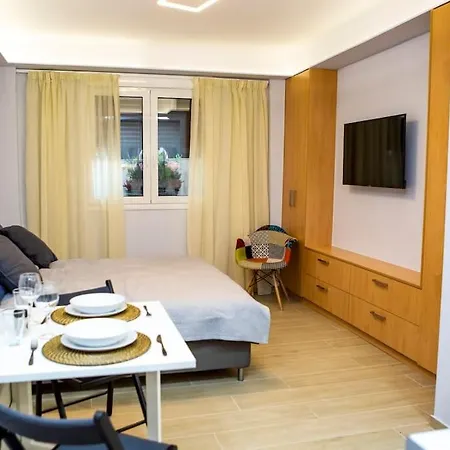 Studio Apartment With All Amenities In Kolonaki-2